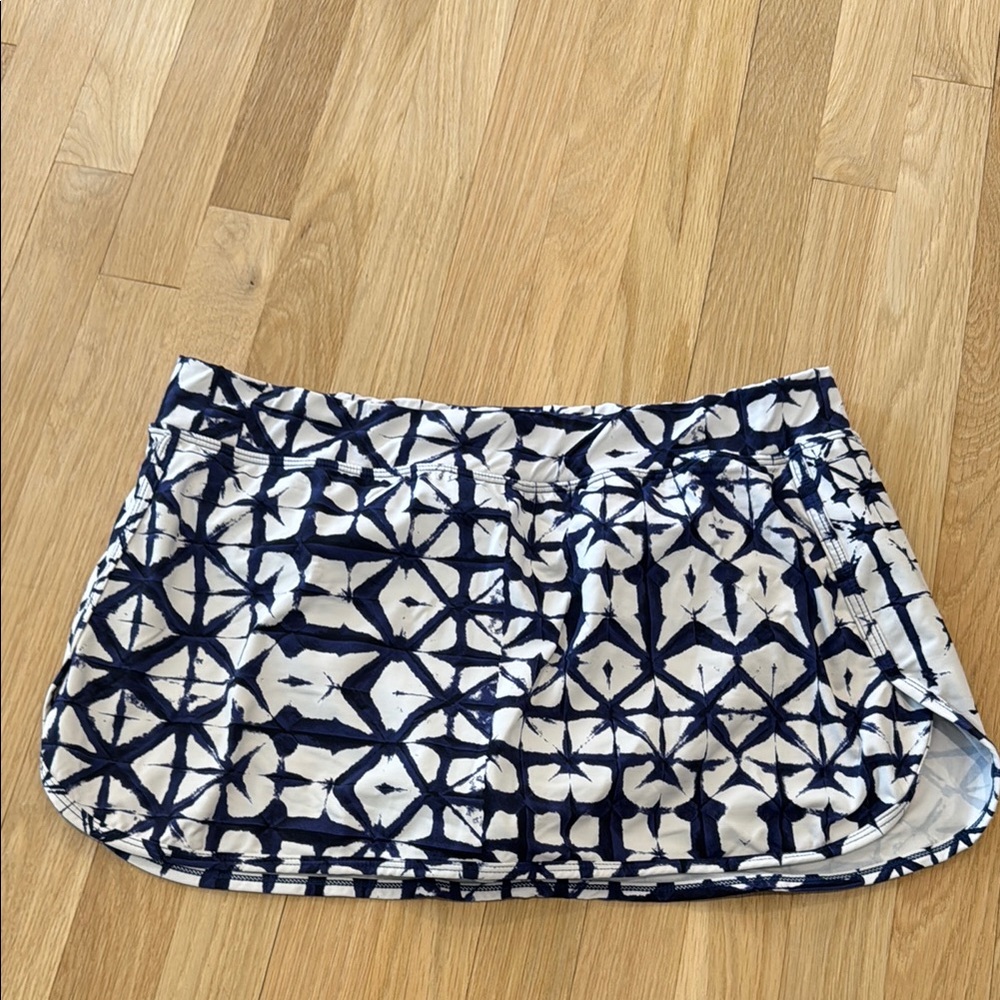 Garnet Hill skirted swim bottom